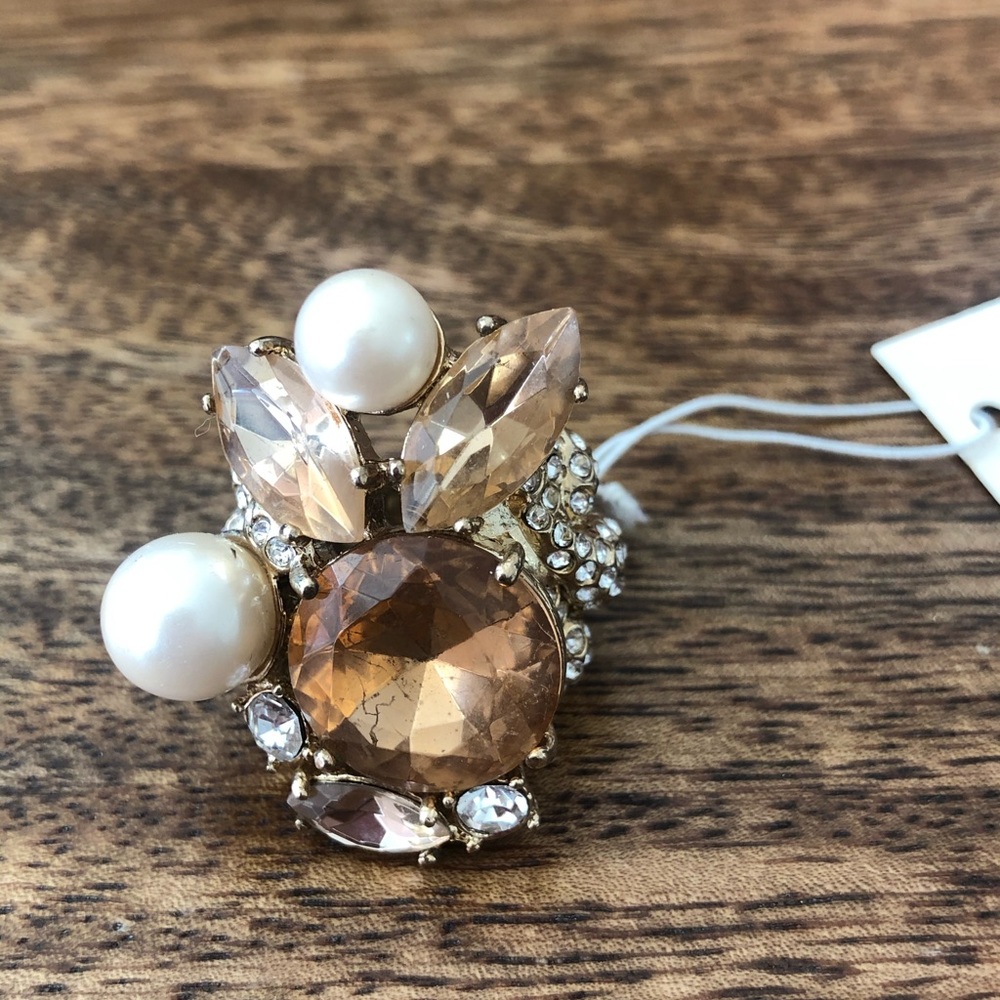 Gold Cluster Ring | Pearl and stones
